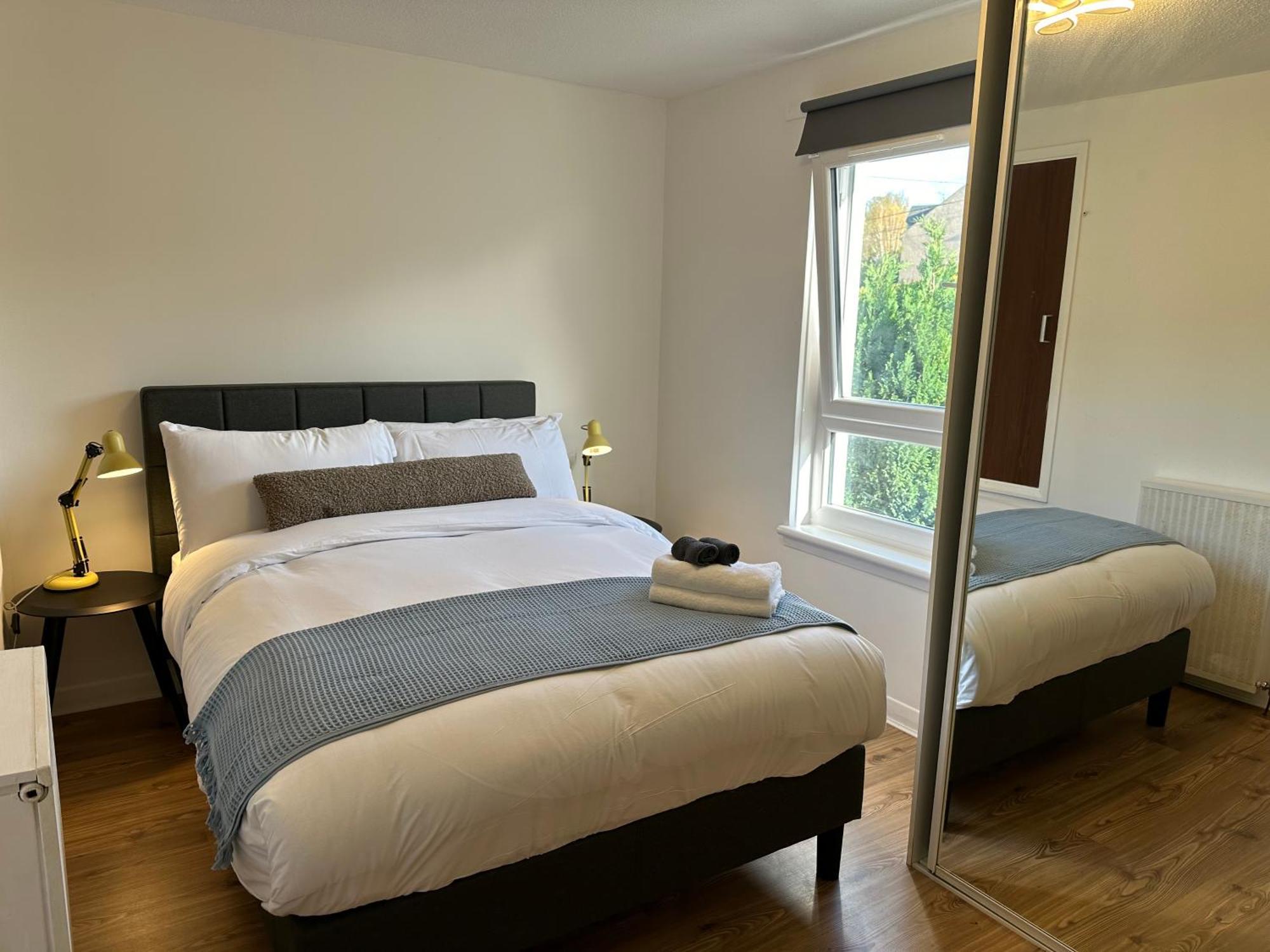 Cozy 2 Bedrooms With Private Parking Space And Garden Edimburgo Esterno foto