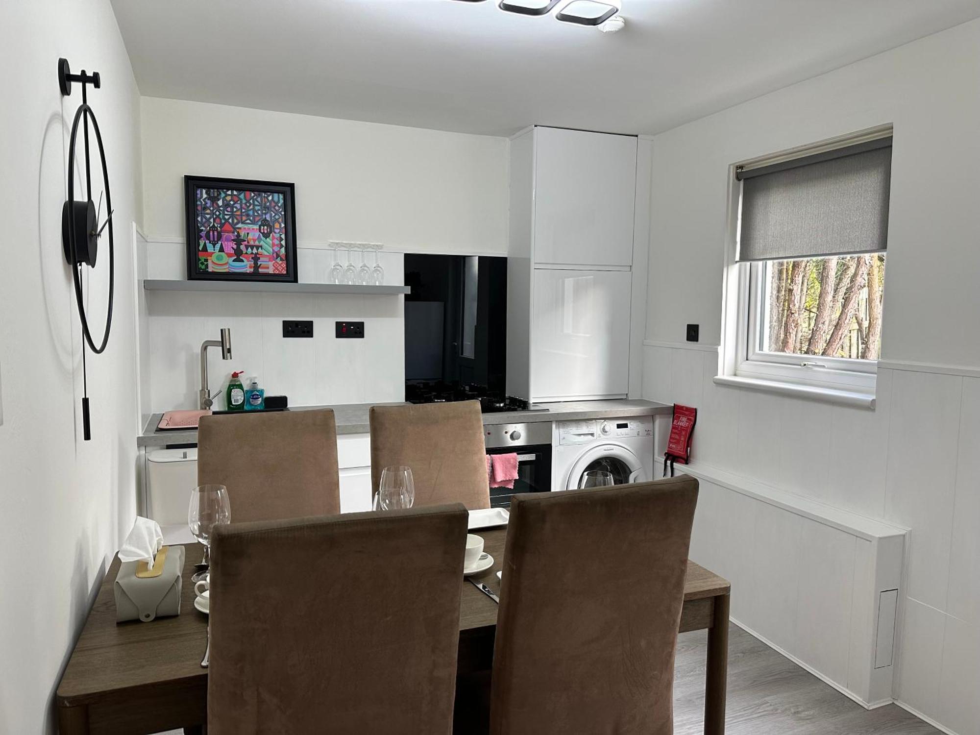 Cozy 2 Bedrooms With Private Parking Space And Garden Edimburgo Esterno foto